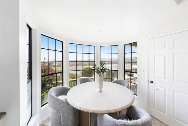 Detail Gallery Image 12 of 47 For 24 Coventry, Newport Beach,  CA 92660 - 2 Beds | 2 Baths