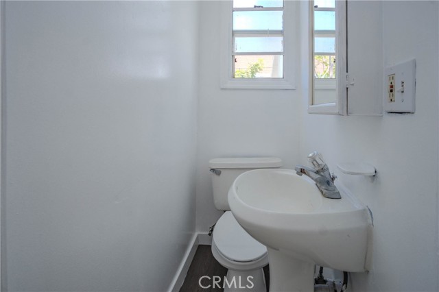Detail Gallery Image 17 of 30 For 927 N Hazard Ave, East Los Angeles,  CA 90063 - 3 Beds | 1/1 Baths