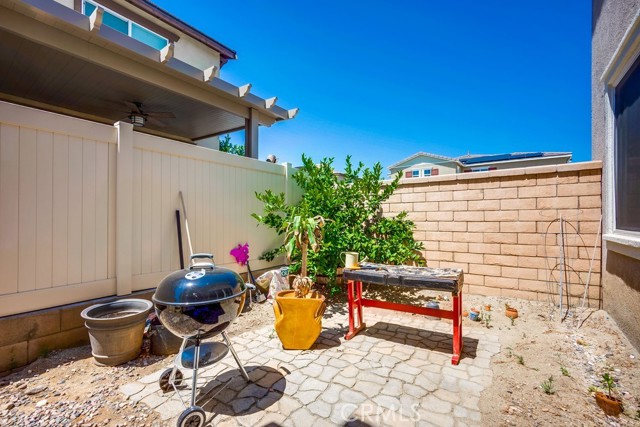 Detail Gallery Image 17 of 19 For 24229 Hazelnut Ave, Murrieta,  CA 92562 - 3 Beds | 2/1 Baths