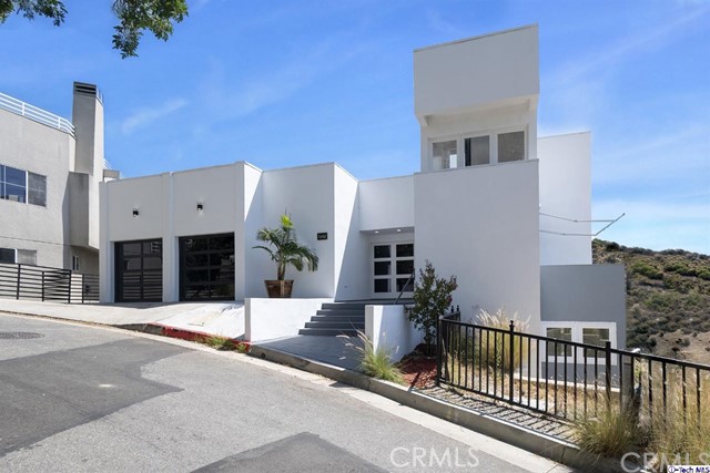Photo of 1652 GLADYS Drive, Glendale, CA 91206