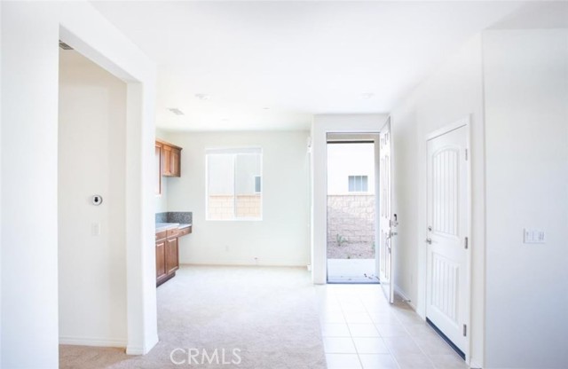 Detail Gallery Image 14 of 32 For 5336 Cormorant, Jurupa Valley,  CA 91752 - 6 Beds | 4/1 Baths