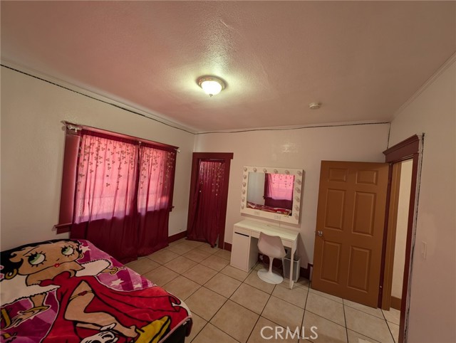 Detail Gallery Image 15 of 23 For 4156 Halldale Ave, Los Angeles,  CA 90062 - 2 Beds | 1 Baths