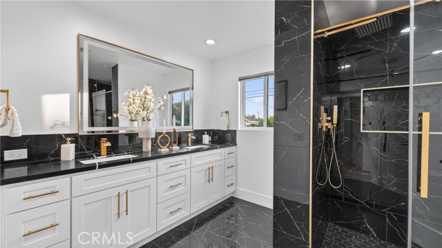 4404 Cogswell, El Monte CA: https://media.crmls.org/medias/9c57783b-debf-44c4-bc36-8e907bc64b5c.jpg