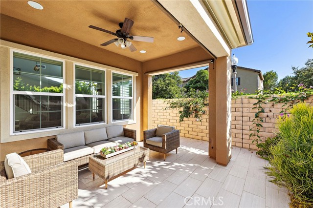 42 Castellana, Lake Forest CA: https://media.crmls.org/medias/9c579538-34f6-4e4a-a942-5565a1a04a7c.jpg