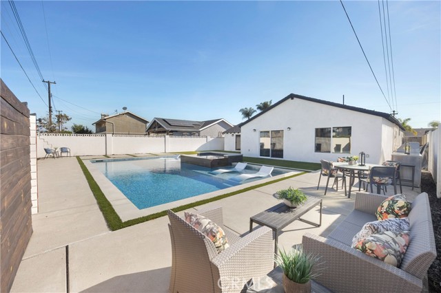 Image 42 of 53 For 8326 Fontainbleau Way