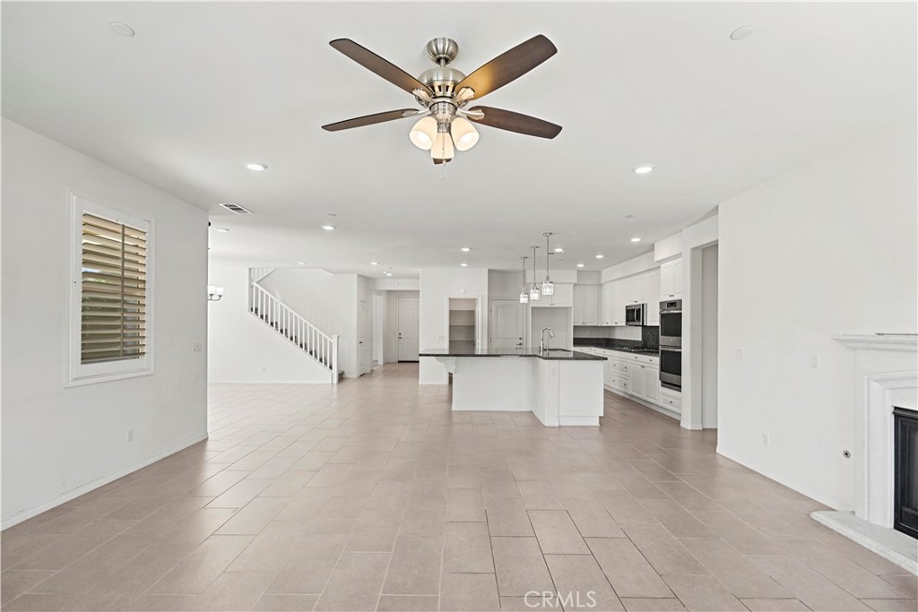 MLS #WS25243385 image #20