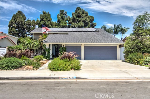 8771 Charford Dr, Huntington Beach, CA 92646