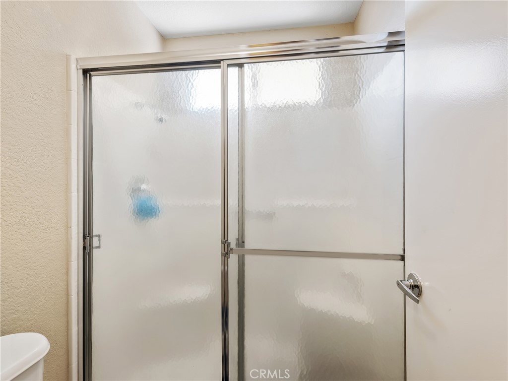 https://media.crmls.org/medias/9c58abce-bc18-4e0a-8acc-4de0c98acb42.jpg?preset=X-Large