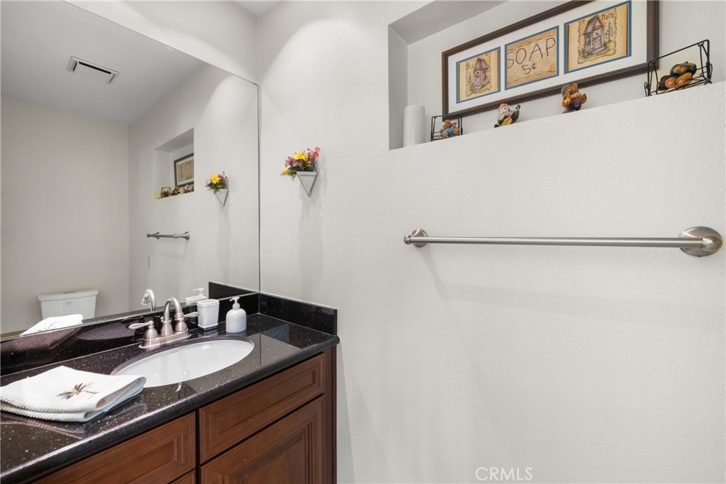 MLS #OC25260495 image #17