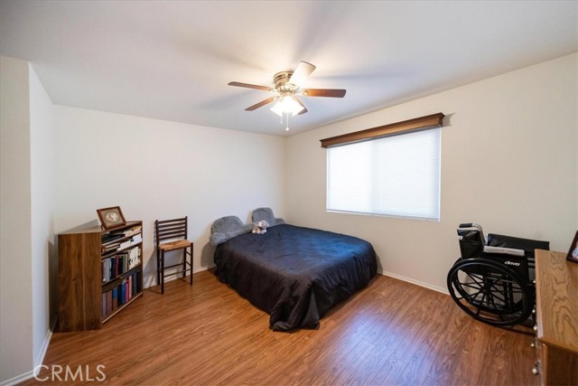 615 S Palm Avenue, Hemet CA: https://media.crmls.org/medias/9c5998fd-3d54-4811-acec-45b1059196eb.jpg