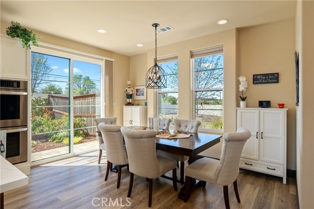 Detail Gallery Image 9 of 49 For 9300 via Castillo, Atascadero,  CA 93422 - 4 Beds | 2/1 Baths