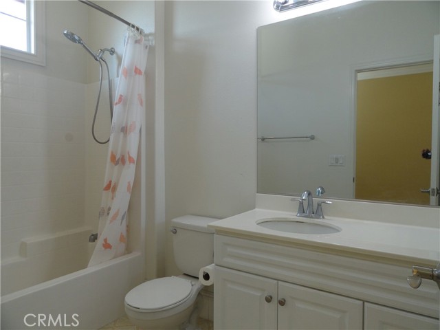 6171 Stonehaven Lane, Cypress CA: https://media.crmls.org/medias/9c5c0169-2ac5-4a6e-becd-2138b1414c7e.jpg