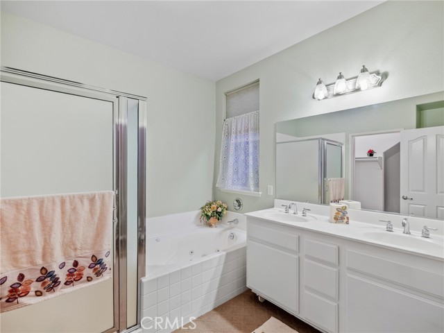Detail Gallery Image 20 of 48 For 13752 Dodie Ave, Victorville,  CA 92392 - 4 Beds | 3/1 Baths