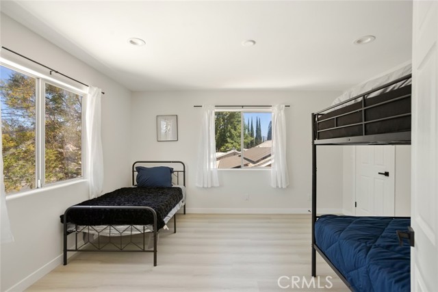 7904 Tampa Avenue, Reseda CA: https://media.crmls.org/medias/9c5e14d7-621a-42d7-beca-87829a3a0469.jpg