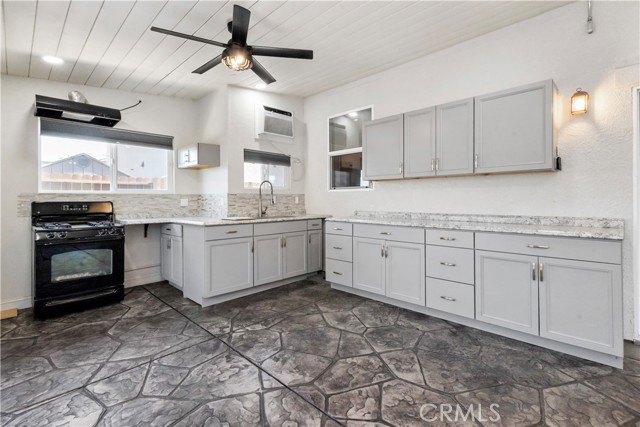 Detail Gallery Image 26 of 58 For 17 Medieval St, Merced,  CA 95341 - 4 Beds | 2/1 Baths