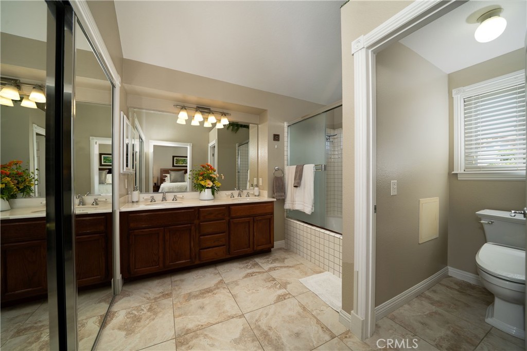 9c5f304a D301 4d6d 98cf 40e85f6a1d05