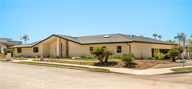 4195 Alonzo Avenue, Encino CA: https://media.crmls.org/medias/9c5f3bd1-01b9-48e7-a46a-d69bea07b3be.jpg
