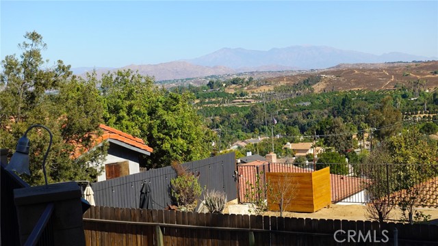 Detail Gallery Image 27 of 35 For 14114 Oakley Dr, Riverside,  CA 92503 - 3 Beds | 2 Baths