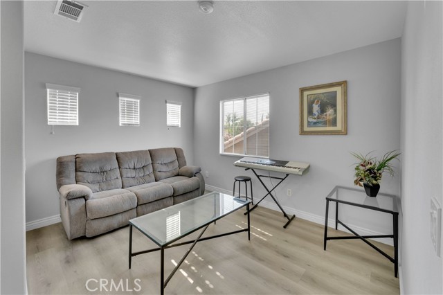 1335 Exeter Court, San Jacinto CA: https://media.crmls.org/medias/9c605358-e59c-474b-b904-69e3046a19ad.jpg