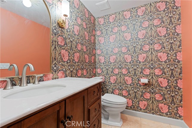 9744 Sweetwater Drive, Agua Dulce CA: https://media.crmls.org/medias/9c6086c3-7721-4b18-871a-d02636ef112f.jpg