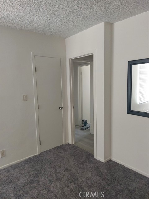 Detail Gallery Image 11 of 24 For 1891 Buckingham Rd #1,  Los Angeles,  CA 90019 - 3 Beds | 2 Baths