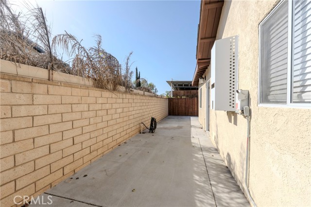 Detail Gallery Image 14 of 15 For 5773 Angela Ave #2,  Jurupa Valley,  CA 92509 - 2 Beds | 1 Baths