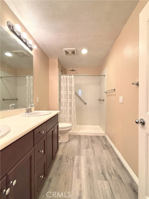 Detail Gallery Image 19 of 31 For 7450 Silver Saddle Ct, Corona,  CA 92880 - 5 Beds | 3/1 Baths