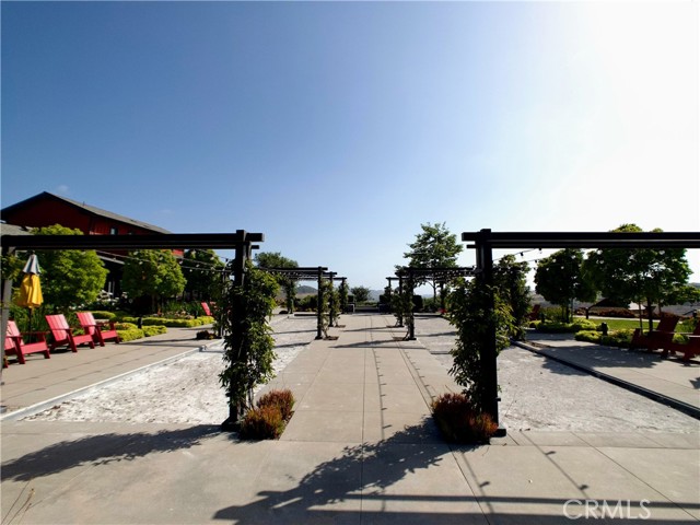 12 Rastro Street, Rancho Mission Viejo CA: https://media.crmls.org/medias/9c624ddf-fc49-4f32-b7e6-c8d55c7f7bf2.jpg