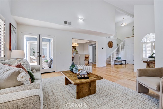 Detail Gallery Image 9 of 43 For 1808 Pullman Ln #B,  Redondo Beach,  CA 90278 - 4 Beds | 2/1 Baths