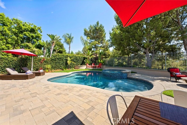 Detail Gallery Image 4 of 44 For 6326 Camino Marinero, San Clemente,  CA 92673 - 5 Beds | 3 Baths