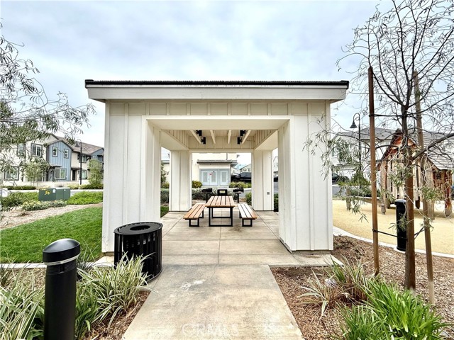 Detail Gallery Image 25 of 31 For 4253 S Sage Paseo, Ontario,  CA 91761 - 3 Beds | 3/1 Baths