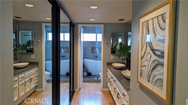 Detail Gallery Image 32 of 49 For 861 America Way, Del Mar,  CA 92014 - 2 Beds | 2/1 Baths