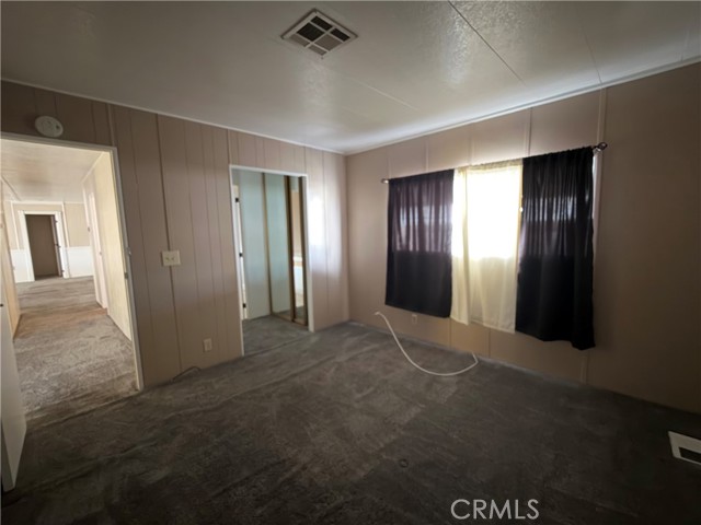 701 Montara Road, Barstow CA: https://media.crmls.org/medias/9c63c1c1-0e30-412a-814c-9983522f1941.jpg