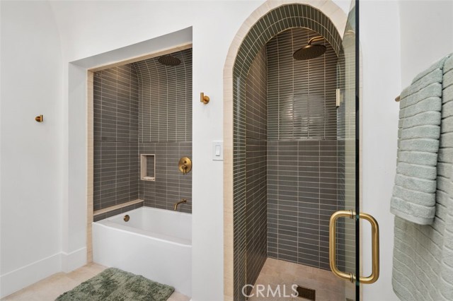 6371 W 6th Street, Los Angeles CA: https://media.crmls.org/medias/9c646bcc-5915-4cbe-8114-23ba94990733.jpg