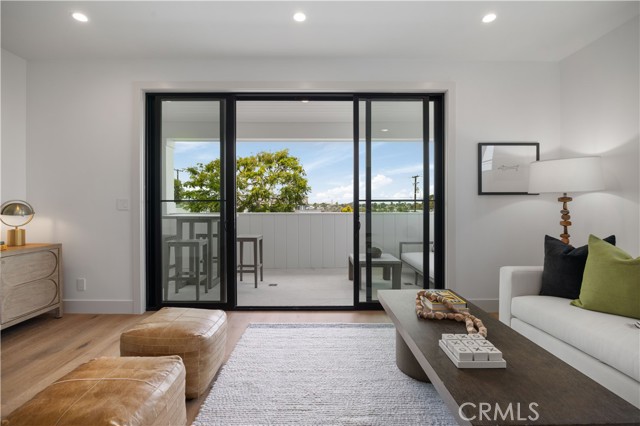 1212 Magnolia Avenue, Manhattan Beach, California 90266, 5 Bedrooms Bedrooms, 0 ,5 BathroomsBathrooms,Residential,For Sale,Magnolia,0,SB26127683