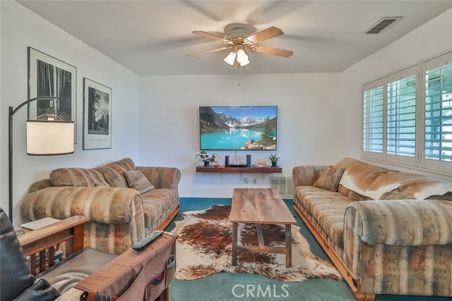 2289 Kelsey Street, Simi Valley CA: https://media.crmls.org/medias/9c6503af-7be1-40cb-8b92-1bde1bb5c03a.jpg