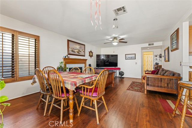 Detail Gallery Image 7 of 34 For 2323 Golden, Lancaster,  CA 93536 - 4 Beds | 3 Baths