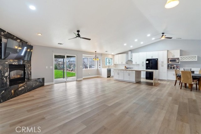 Detail Gallery Image 5 of 51 For 448 Morgan, Paso Robles,  CA 93446 - 3 Beds | 2 Baths