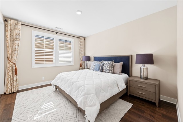 Detail Gallery Image 34 of 60 For 91 Pelican, Irvine,  CA 92618 - 4 Beds | 4/1 Baths