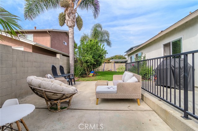 Detail Gallery Image 26 of 30 For 20731 Brookdale Ln, Huntington Beach,  CA 92646 - 3 Beds | 2 Baths