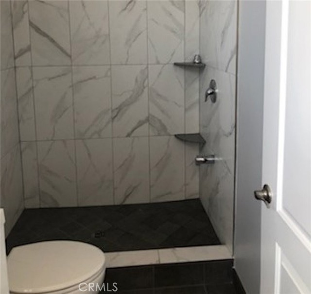 12658 Welby Way, Valley Glen CA: https://media.crmls.org/medias/9c669399-afc4-4482-b593-e066edcd58b1.jpg
