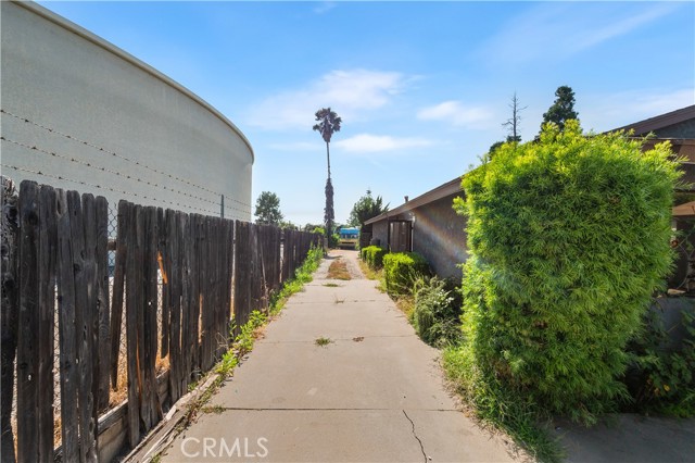 4421 N Sunflower Avenue, Covina CA: https://media.crmls.org/medias/9c670842-2214-458c-a624-10580eb6bbac.jpg
