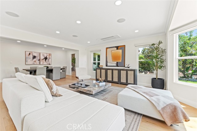21492 Countryside Drive, Lake Forest CA: https://media.crmls.org/medias/9c676094-8708-4e3a-b0b4-e2f6b494f2fb.jpg