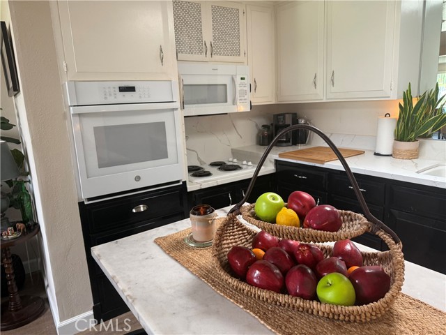 1502 Golden Rain Rd. M2-46D, Seal Beach CA: https://media.crmls.org/medias/9c677941-c27f-423b-b92e-4f8483978c45.jpg