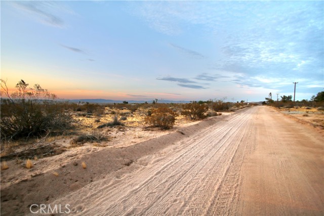 Detail Gallery Image 8 of 25 For 177 Cherokee Trl, Yucca Valley,  CA 92284 - 0 Beds | 0 Baths
