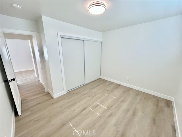 895 N Euclid Avenue, Pasadena CA: https://media.crmls.org/medias/9c682799-8767-4495-b035-650fedc50adb.jpg