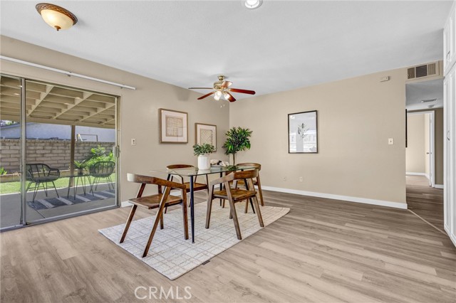 Detail Gallery Image 8 of 31 For 25402 via Jardin, Valencia,  CA 91355 - 4 Beds | 2 Baths