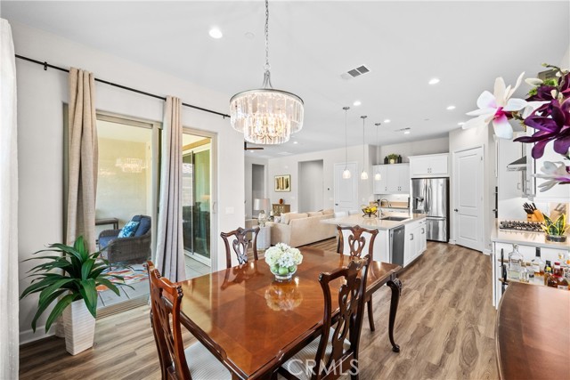 24184 Crestley Drive, Corona CA: https://media.crmls.org/medias/9c690a90-5459-45db-b822-32b3f3546861.jpg