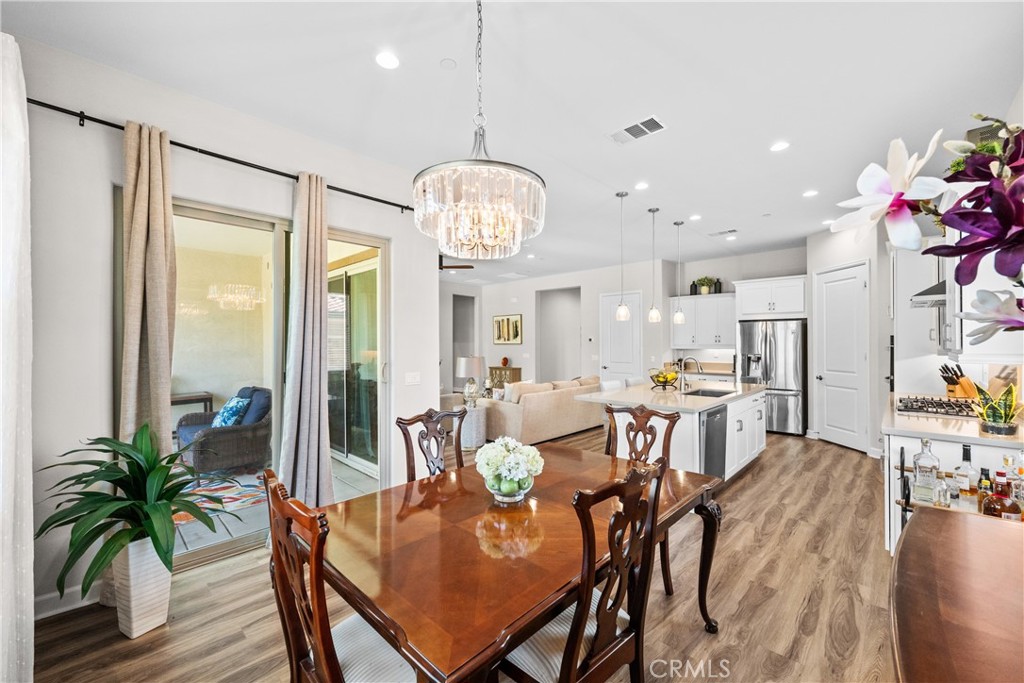 MLS #OC25159239 img 12