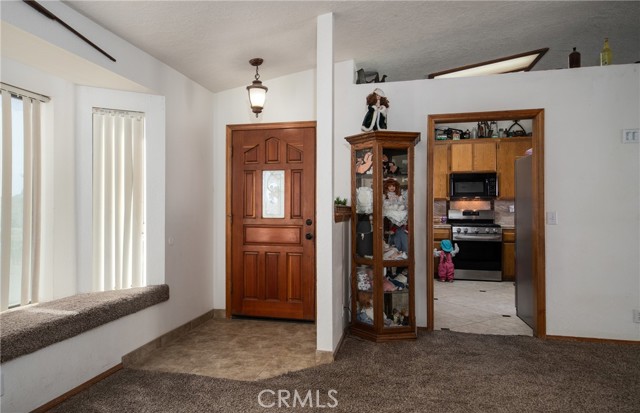 Detail Gallery Image 6 of 32 For 16923 Candlewood Rd, Apple Valley,  CA 92307 - 3 Beds | 2/1 Baths